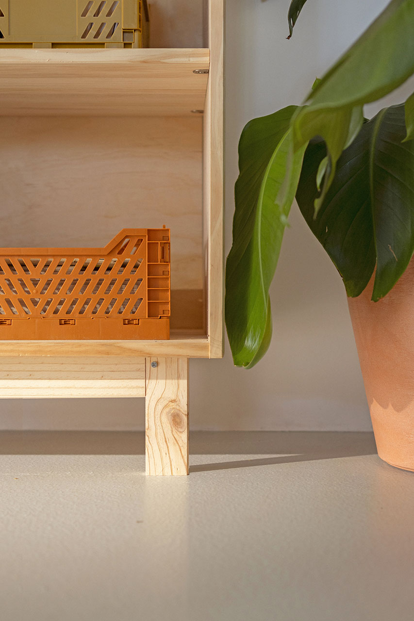 Imagen de ambiente 2 para:Armario bajo de madera ecológica